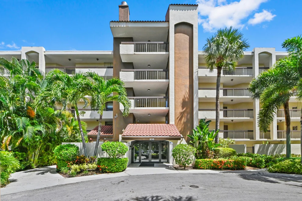 Unit for sale at 955 Egret Circle, Delray Beach, FL 33444
