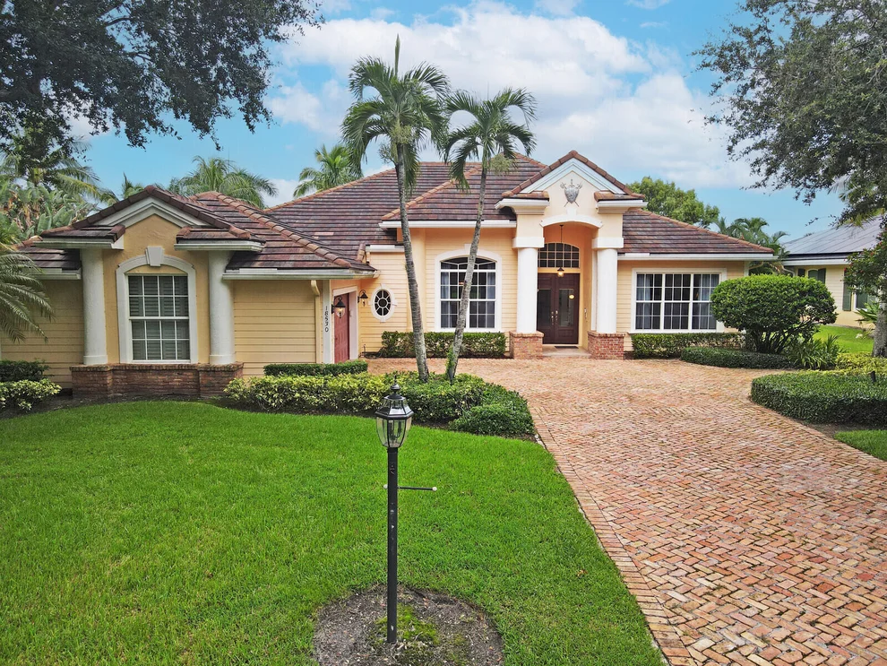Unit for sale at 18530 SE Lakeside Drive, Tequesta, FL 33469