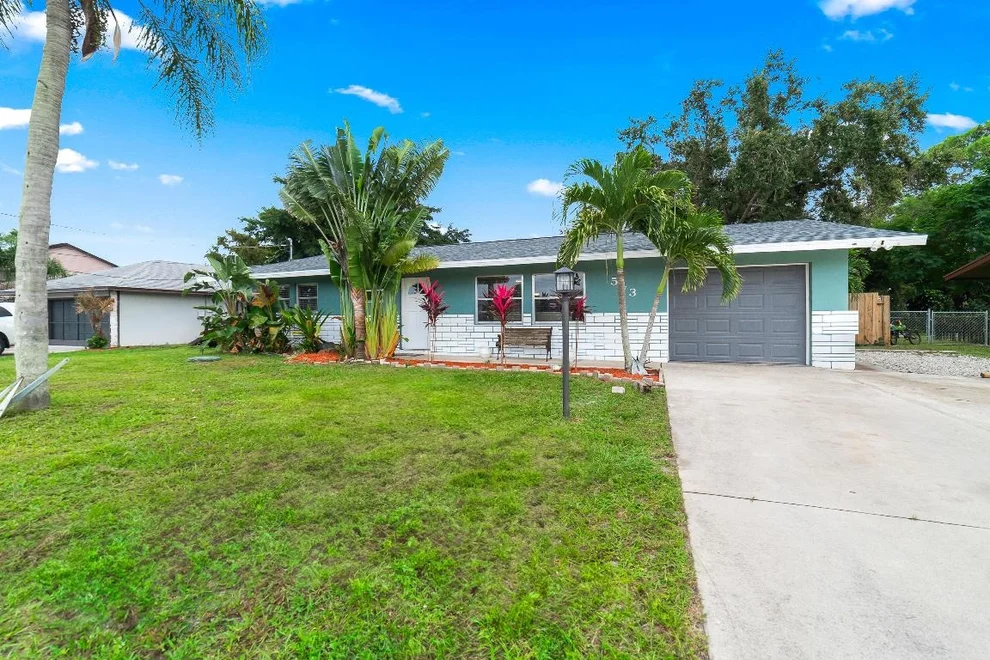 Unit for sale at 543 SE Calmoso Drive, Port St Lucie, FL 34983