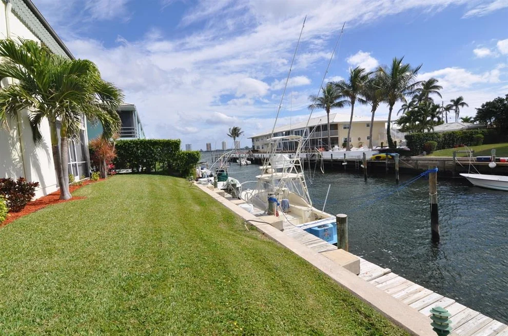 Unit for sale at 110 Wettaw Lane, North Palm Beach, FL 33408