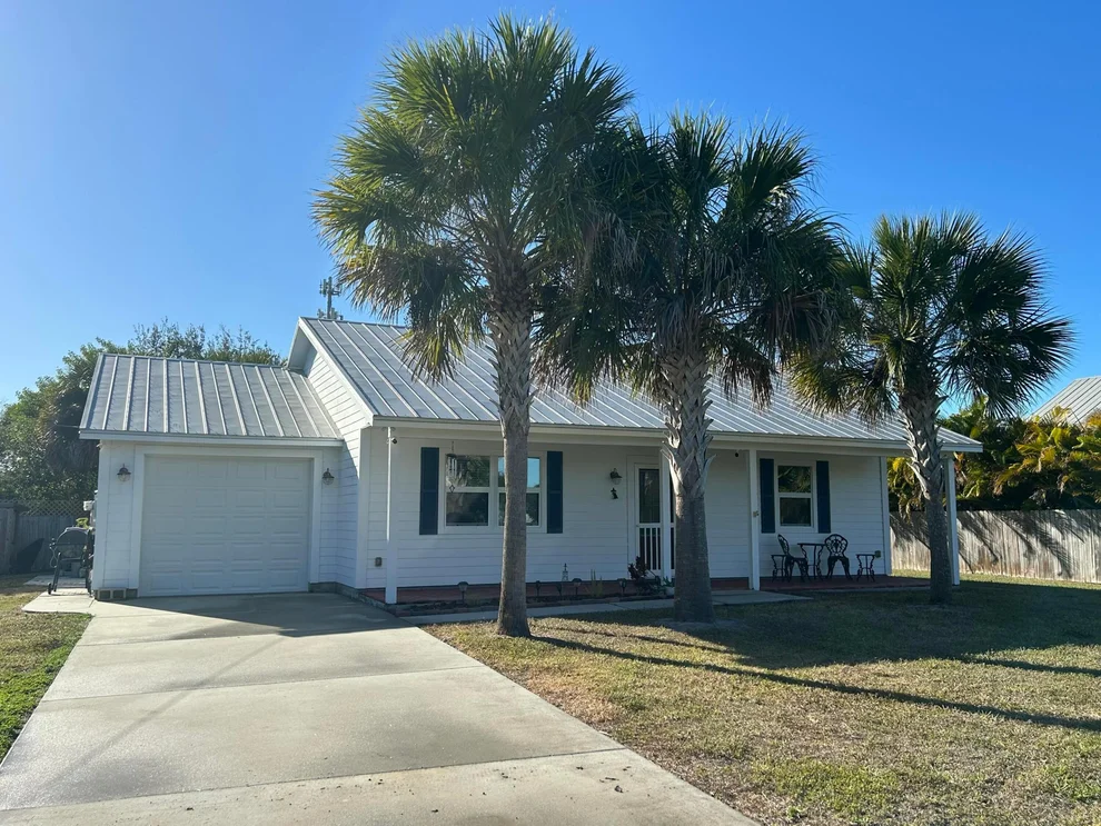 Unit for sale at 2263 4th Avenue SE, Vero Beach, FL 32962