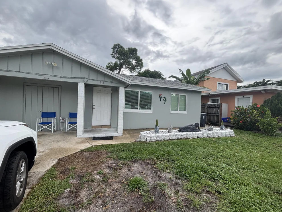 Unit for sale at 911 Rudolf Road, Lake Worth, FL 33461