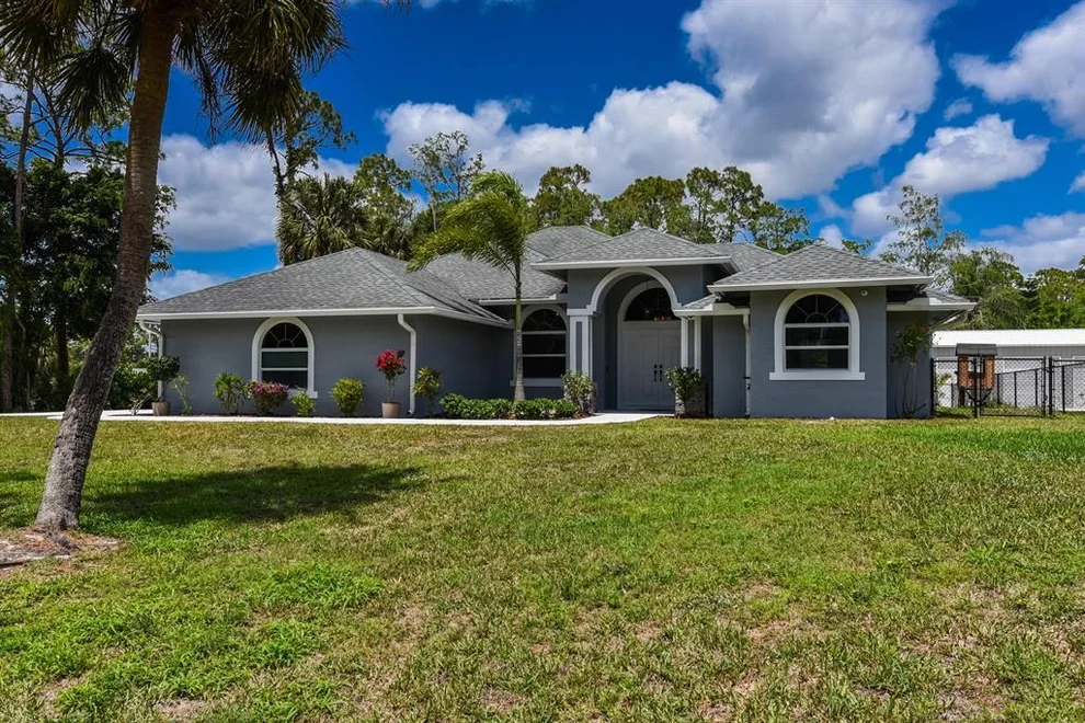Unit for sale at 16395 E Hialeah Drive, The Acreage, FL 33470