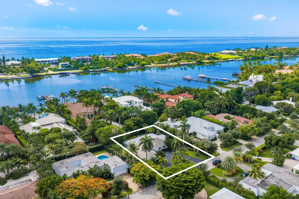 Unit for sale at 1386 S Atlantic Drive, Lantana, FL 33462