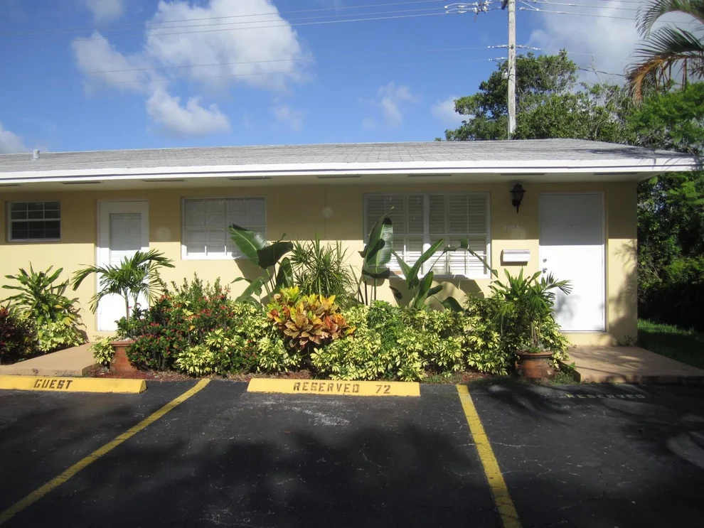 Unit for sale at 4103 NE 13th Avenue, Oakland Park, FL 33334