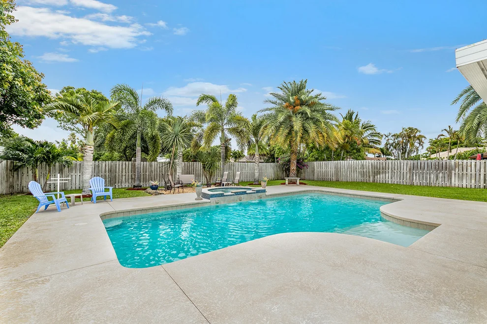 Unit for sale at 102 Heron Parkway, Royal Palm Beach, FL 33411