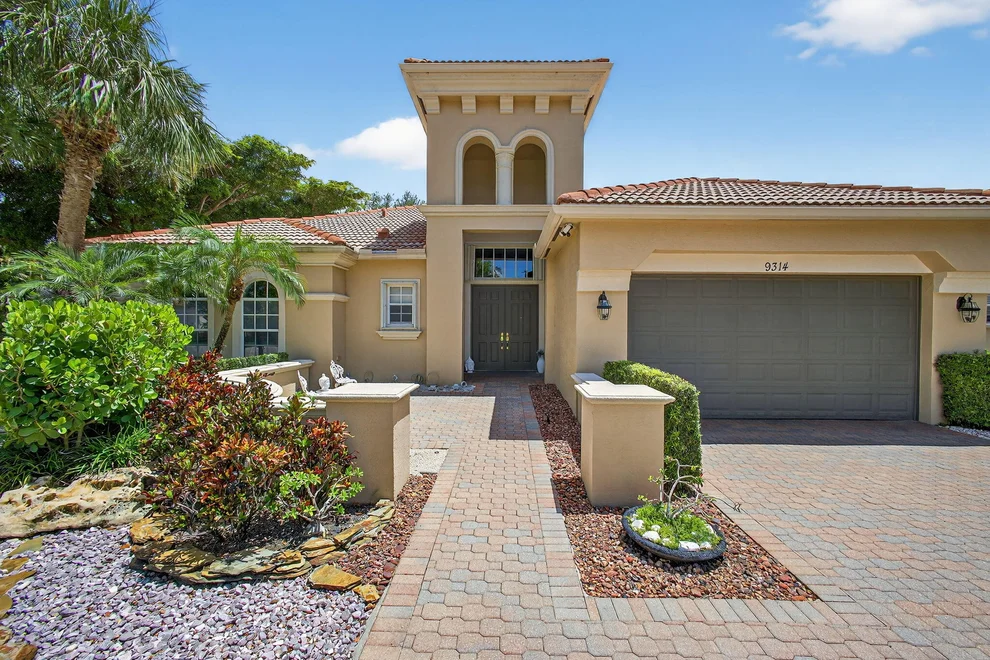 Unit for sale at 9314 Via Classico W, Wellington, FL 33411