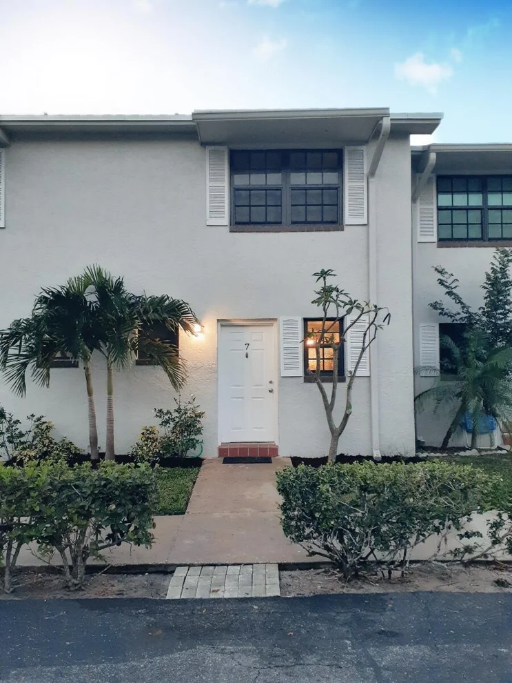 Unit for sale at 425 N Cypress Drive, Tequesta, FL 33469