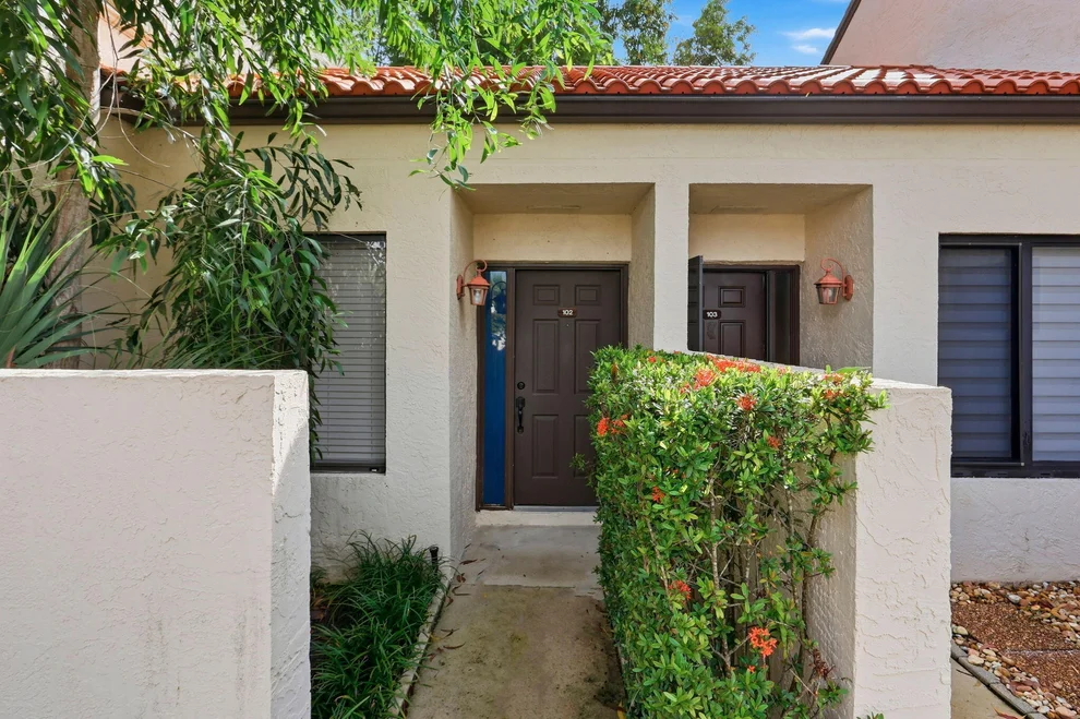 Unit for sale at 22 VIA DE CASAS SUR, Boynton Beach, FL 33426
