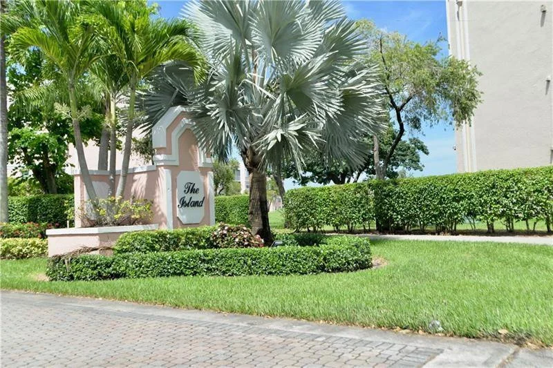 Unit for sale at 2603 NW 103rd Avenue, Sunrise, FL 33322