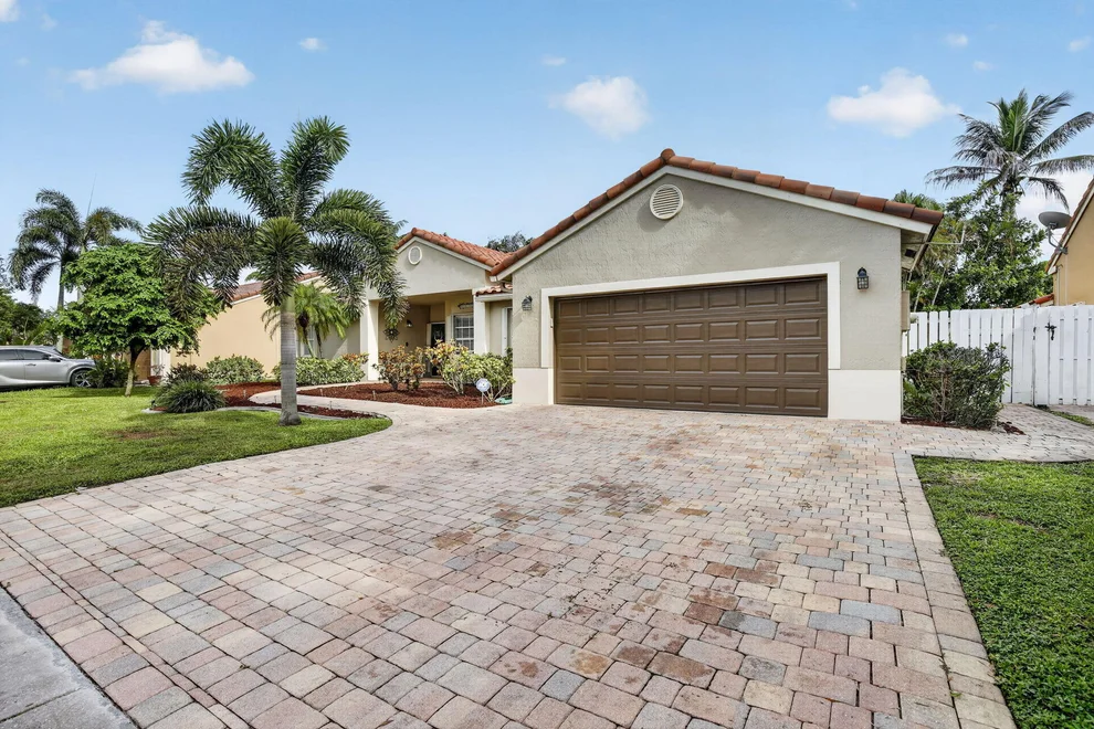 Unit for sale at 13174 NW 11TH Place, Sunrise, FL 33323