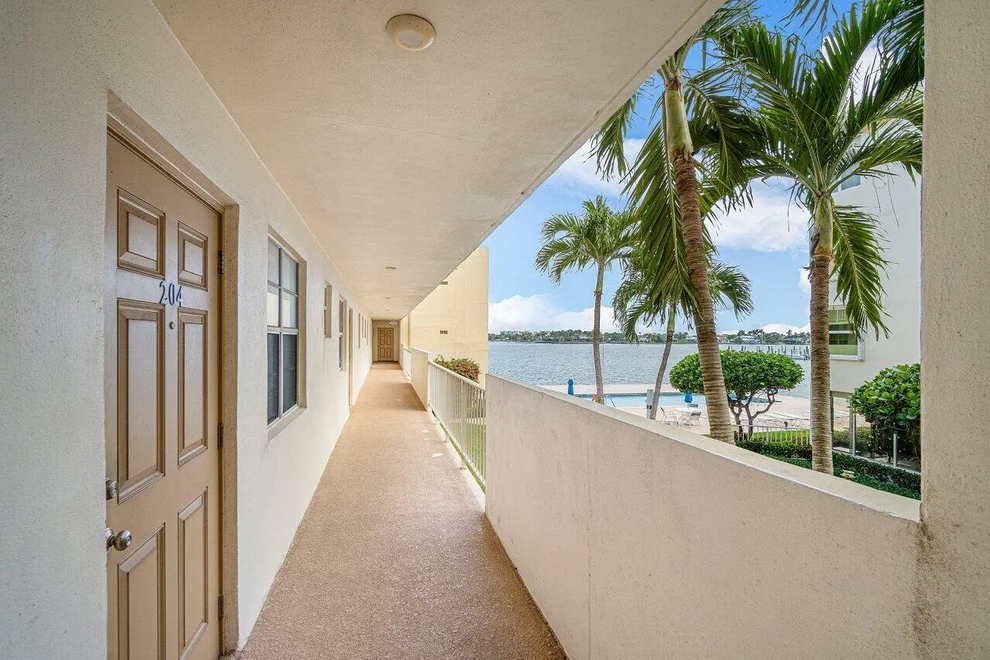 Unit for sale at 1820 New Palm 204 Way, Boynton Beach, FL 33435