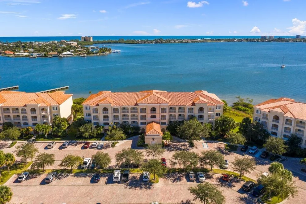 Unit for sale at 21 Harbour Isle Drive W, Fort Pierce, FL 34949