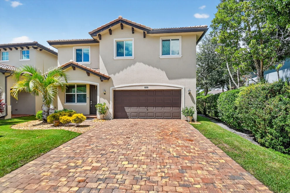 Unit for sale at 6789 Langdon Way, Lake Worth, FL 33463