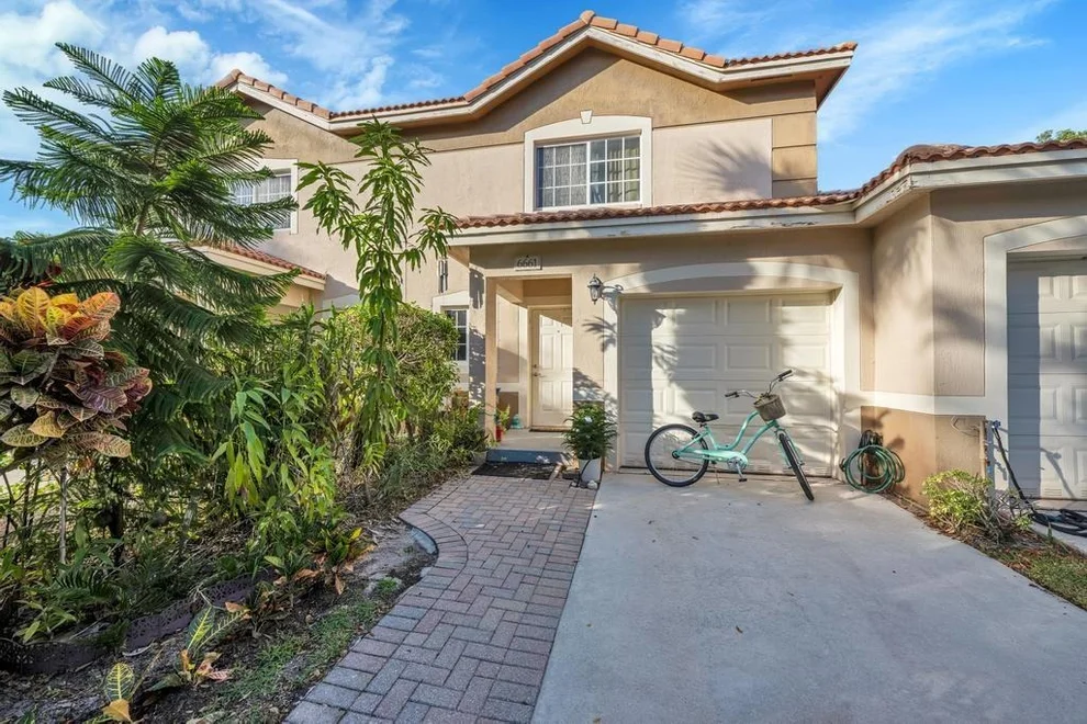 Unit for sale at 6661 Old Farm Trail, Boynton Beach, FL 33437