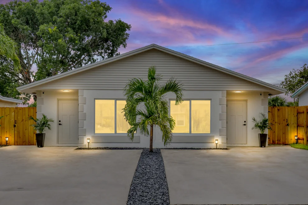Unit for sale at 414 W Mango Street, Lantana, FL 33462