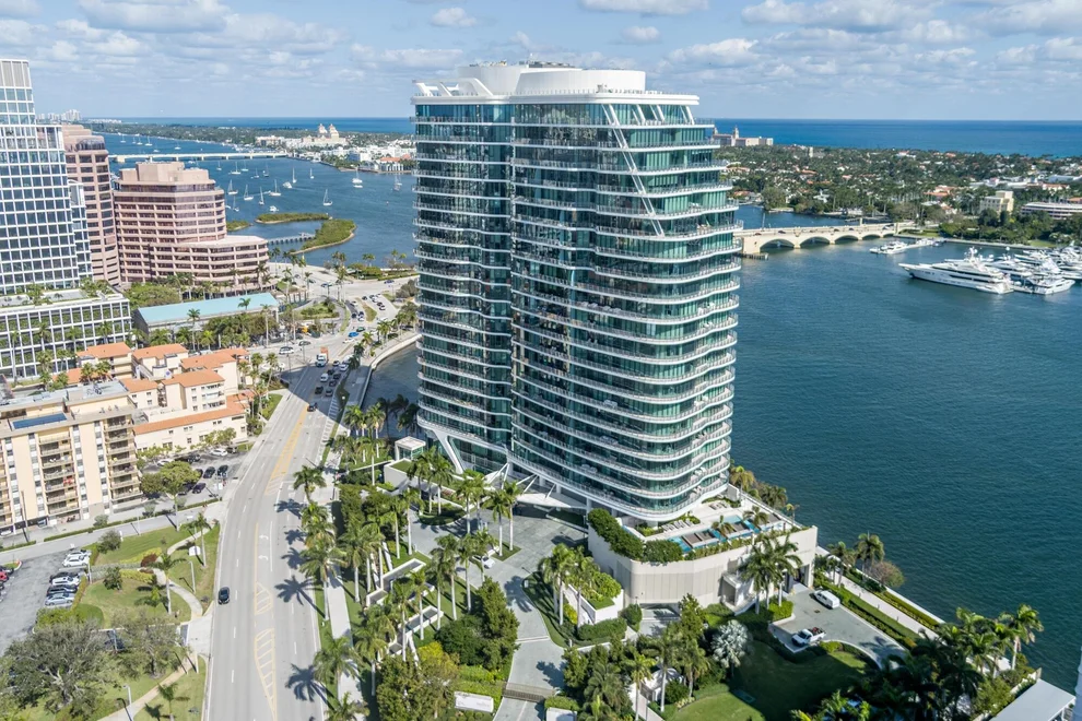 Unit for sale at 1100 S Flagler Drive, West Palm Beach, FL 33401