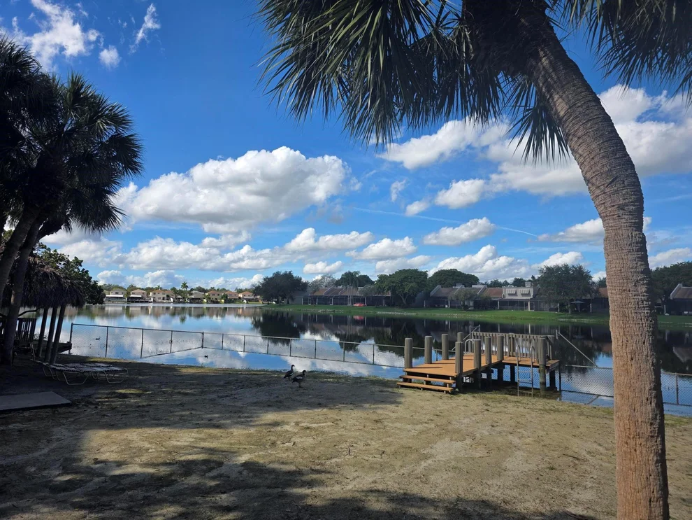 Unit for sale at 1001 Colony Point Circle, Pembroke Pines, FL 33026