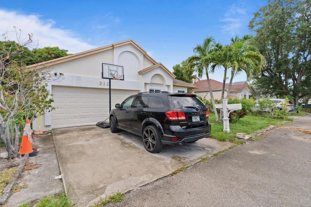 Unit for sale at 312 BISHOP Road, North Lauderdale, FL 33068