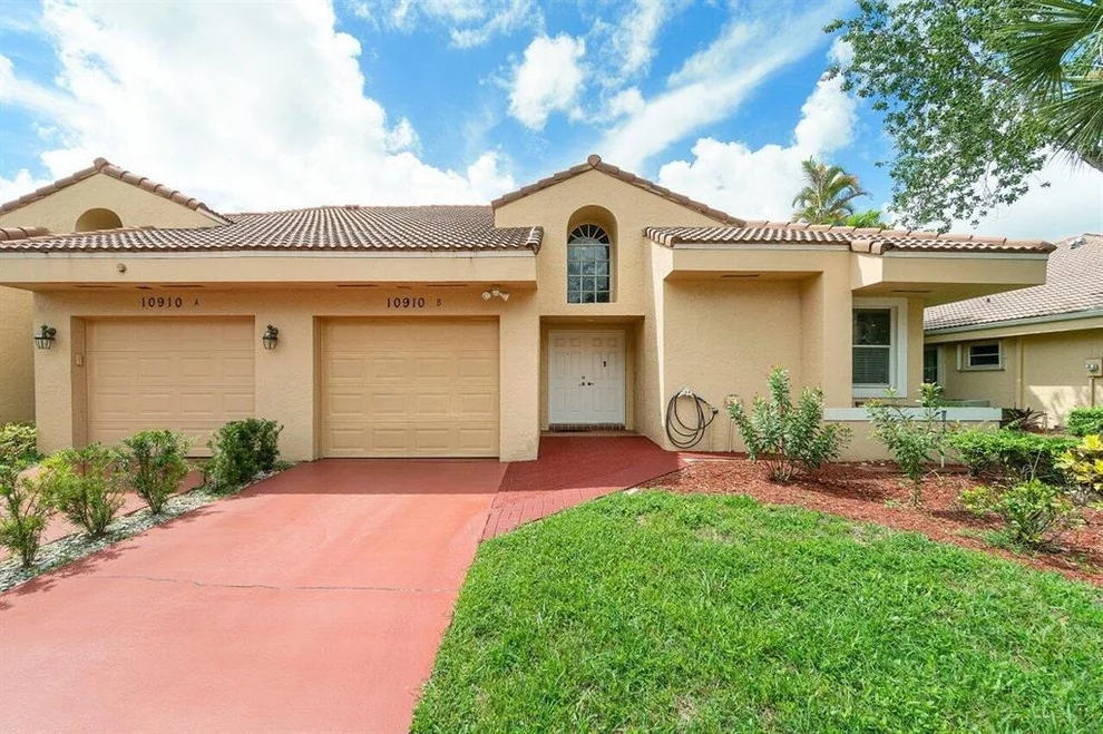 Unit for sale at 10910 Ladera Lane, Boca Raton, FL 33498