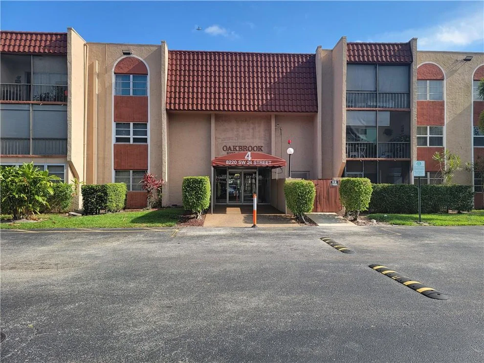 Unit for sale at 8220 SW 24th Street, North Lauderdale, FL 33068