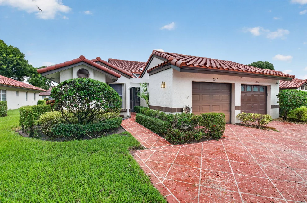 Unit for sale at 6367 Pointe Pleasant Circle, Delray Beach, FL 33484
