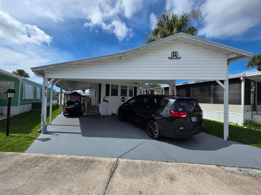 Unit for sale at 6494 SE 55th Street, Okeechobee, FL 34974