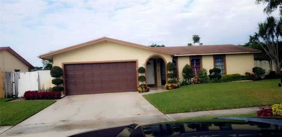 Unit for sale at 865 NW 80th Terrace, Margate, FL 33063