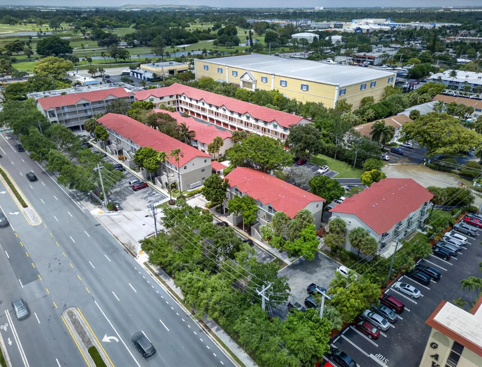 Unit for sale at 2501 NE 14th Street, Pompano Beach, FL 33062