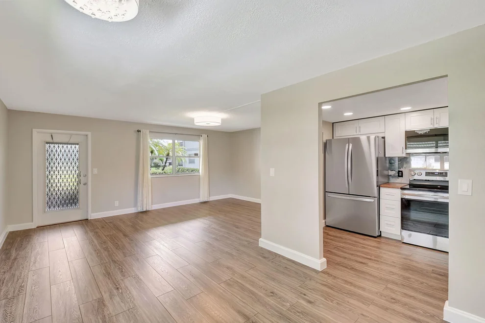 Unit for sale at 199 Flanders E, Delray Beach, FL 33484