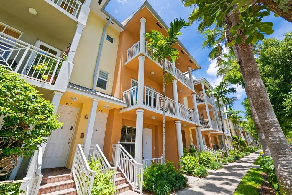 Unit for sale at 419 SW 13th Terrace, Fort Lauderdale, FL 33312