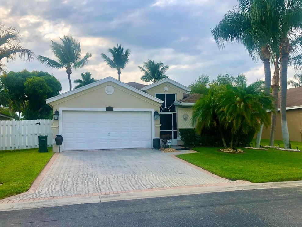 Unit for sale at 1708 Sawgrass Circle, Greenacres, FL 33413