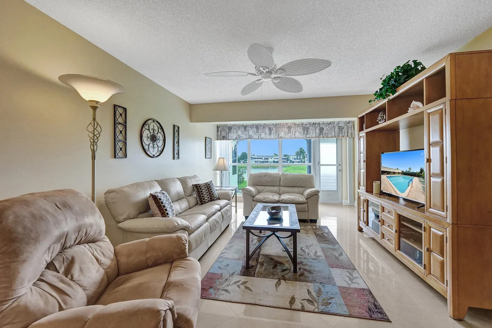 Unit for sale at 1395 SW 27th Avenue, Delray Beach, FL 33445