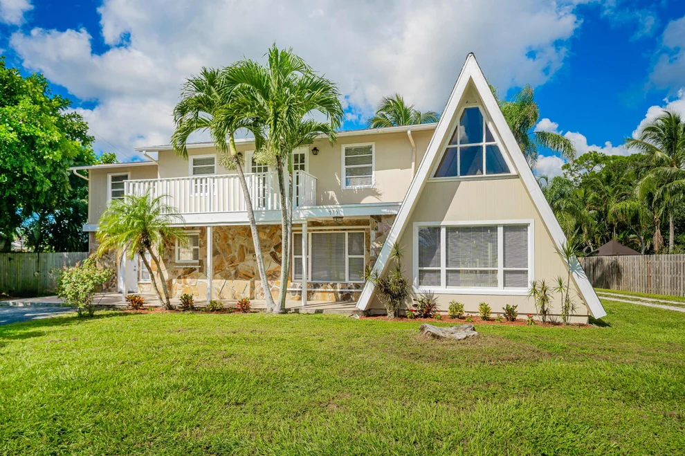 Unit for sale at 775 Chase Road, West Palm Beach, FL 33415