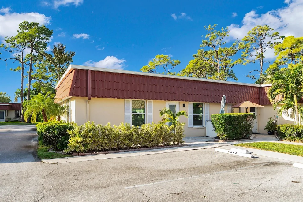 Unit for sale at 641 Marlboro, Lake Worth, FL 33467