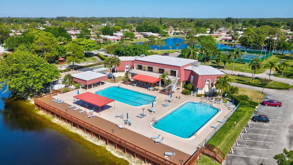 Unit for sale at 882 Worcester Lane, Lake Worth, FL 33467