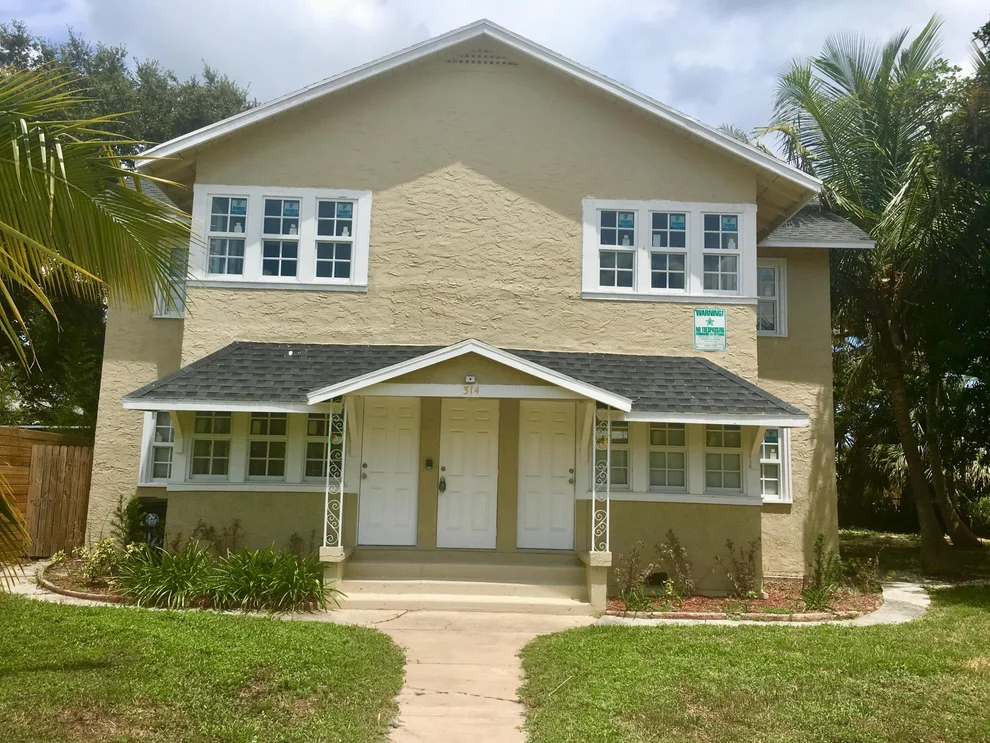 Unit for sale at 314 S Federal Highway, Lake Worth Beach, FL 33460