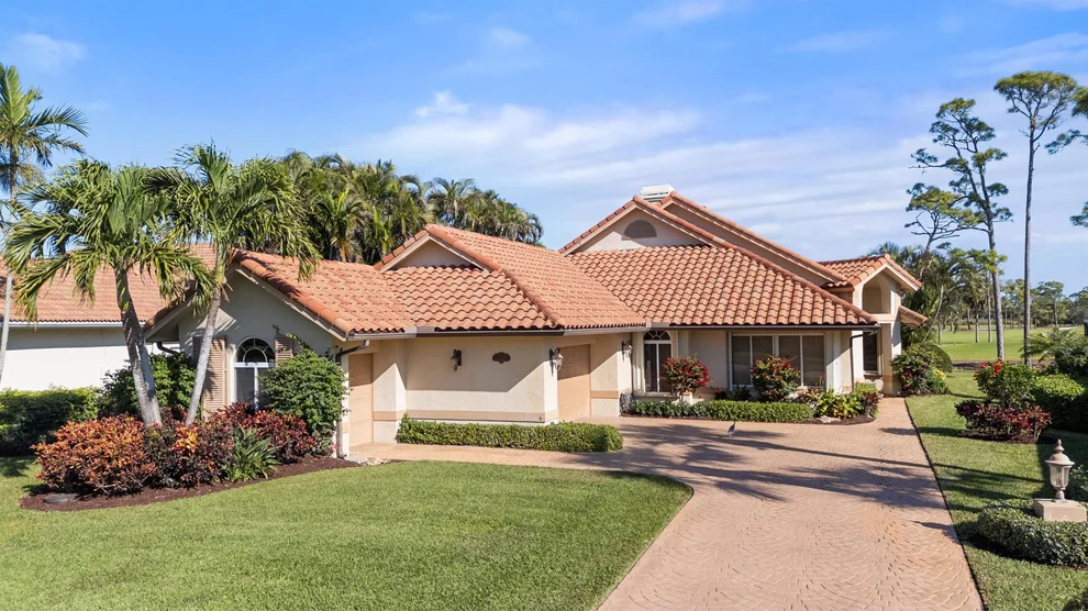 Unit for sale at 11707 SE Plandome Drive, Hobe Sound, FL 33455