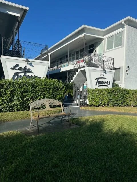 Unit for sale at 302 Lake Osborne Drive, Lake Worth Beach, FL 33461