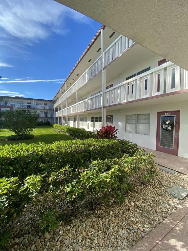 Unit for sale at 429 Fanshaw, Boca Raton, FL 33434