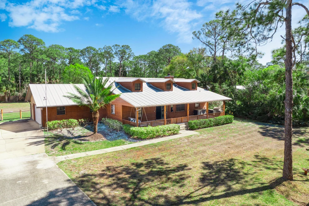 Unit for sale at 8446 92nd Avenue, Vero Beach, FL 32967