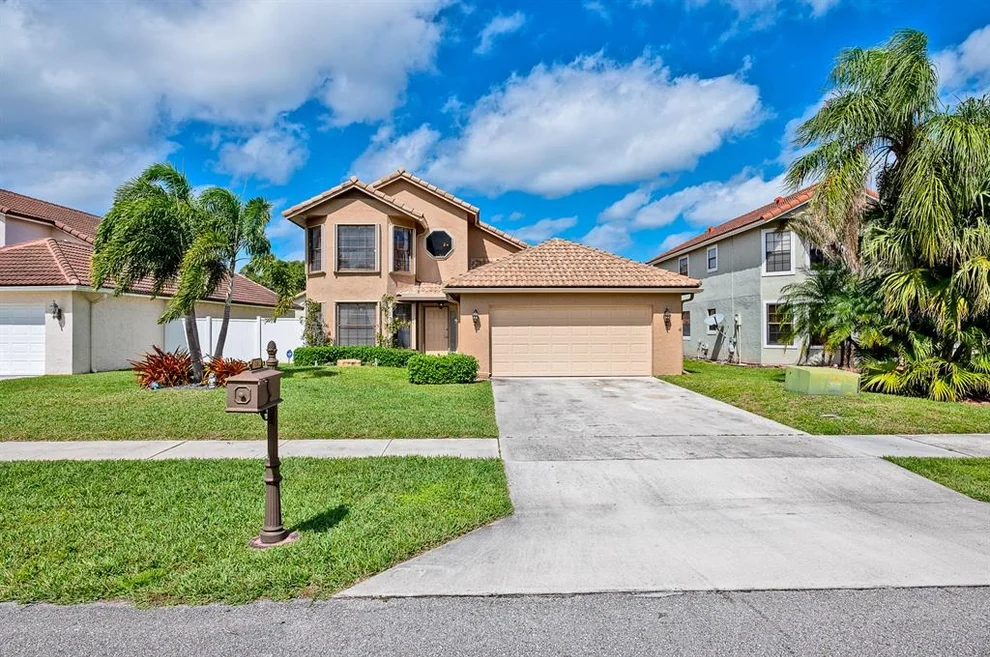 Unit for sale at 10339 Islander Drive, Boca Raton, FL 33498