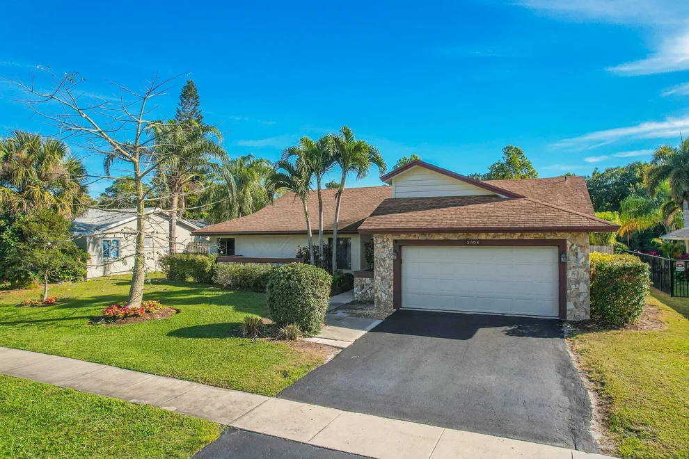 Unit for sale at 21104 Shady Vista Lane, Boca Raton, FL 33428