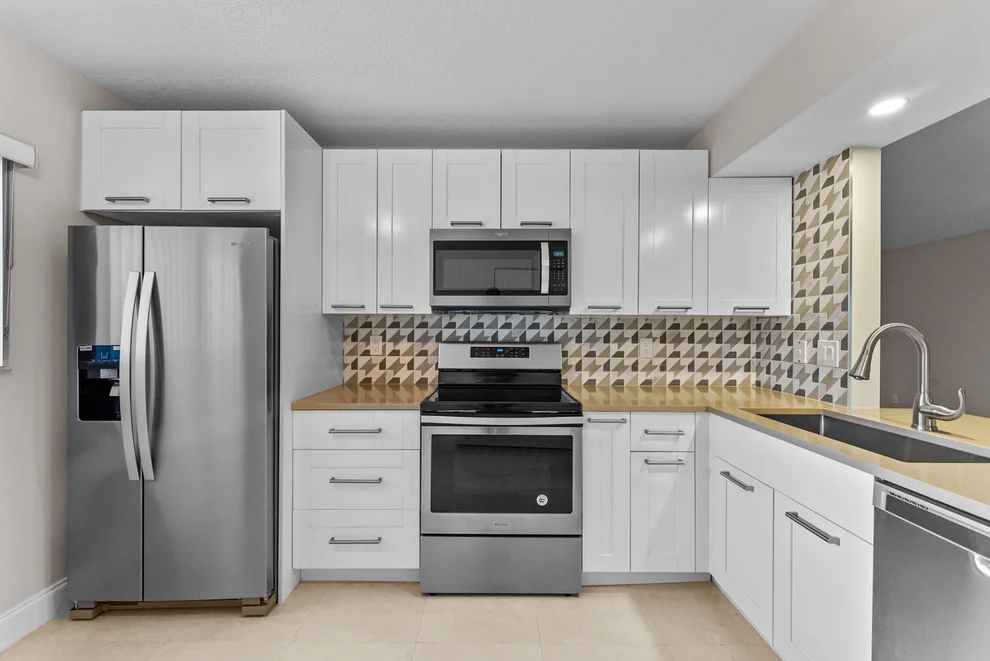 Unit for sale at 15235 Lakes Of Delray Boulevard, Delray Beach, FL 33484