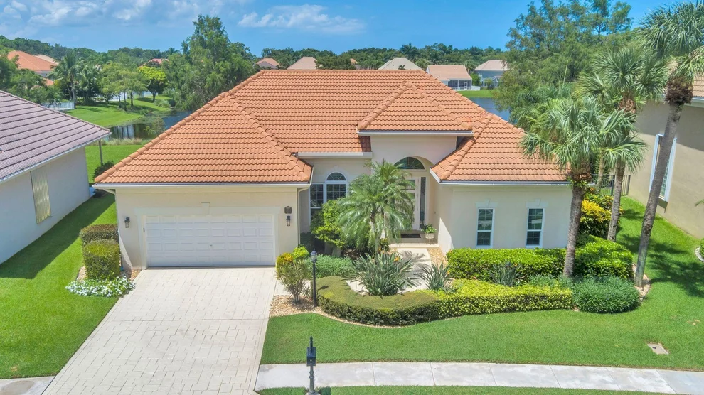 Unit for sale at 135 Satinwood Lane, Palm Beach Gardens, FL 33410