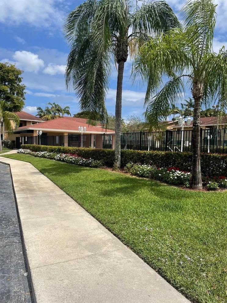 Unit for sale at 6063 10th Avenue N, Greenacres, FL 33463