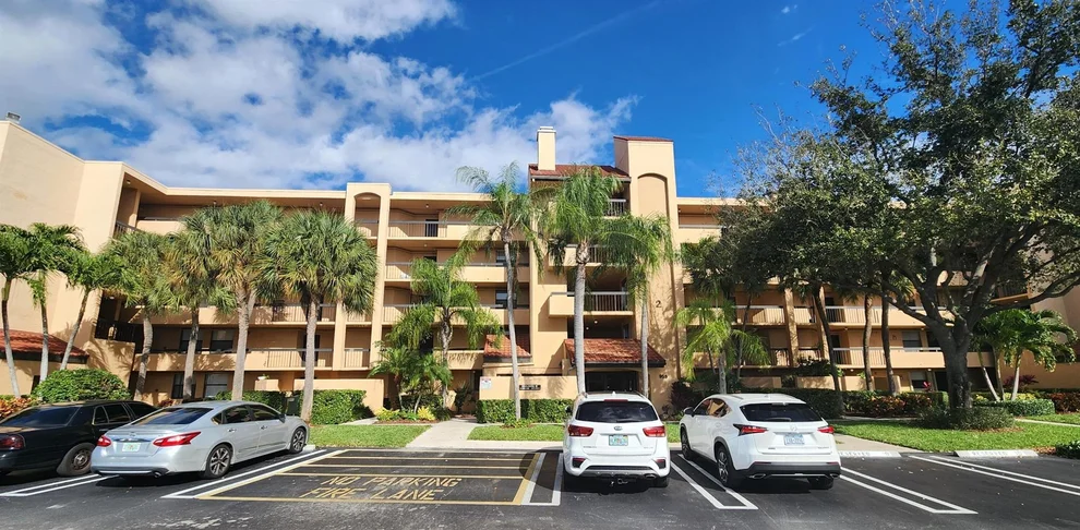 Unit for sale at 955 Dotterel Road, Delray Beach, FL 33444