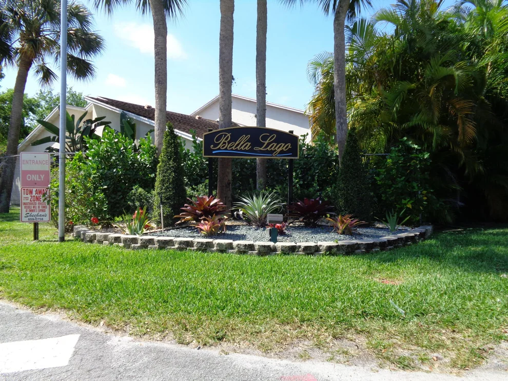 Unit for sale at 5350 Elmhurst Road N, West Palm Beach, FL 33417
