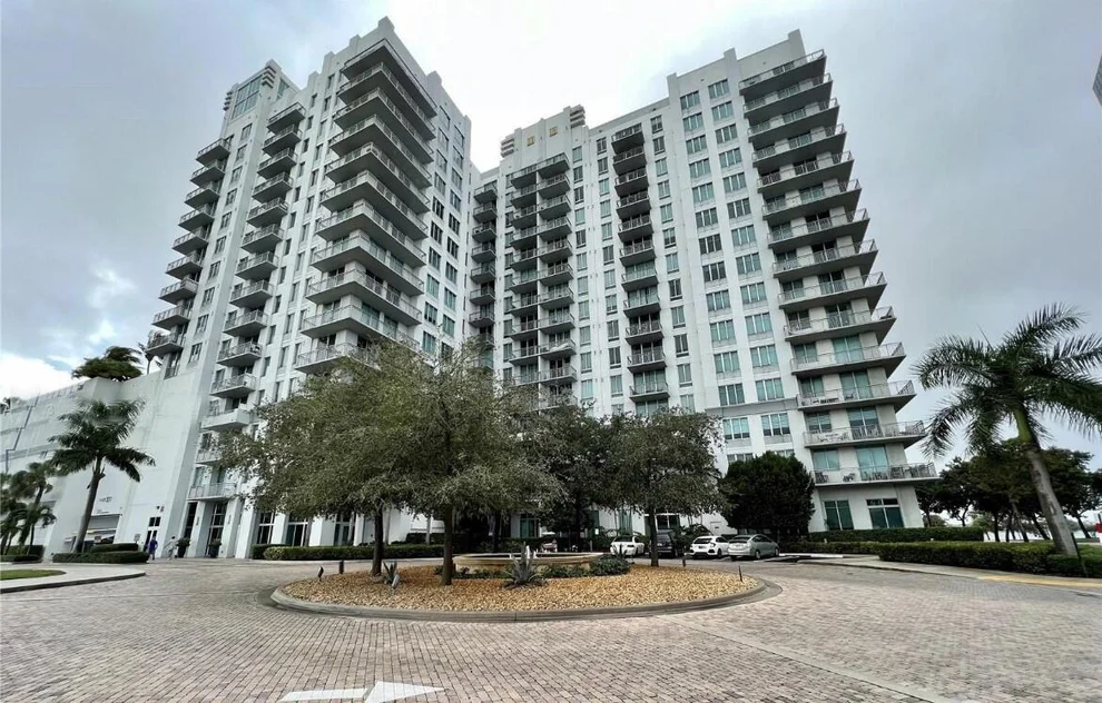 Unit for sale at 300 S Australian Avenue, West Palm Beach, FL 33401