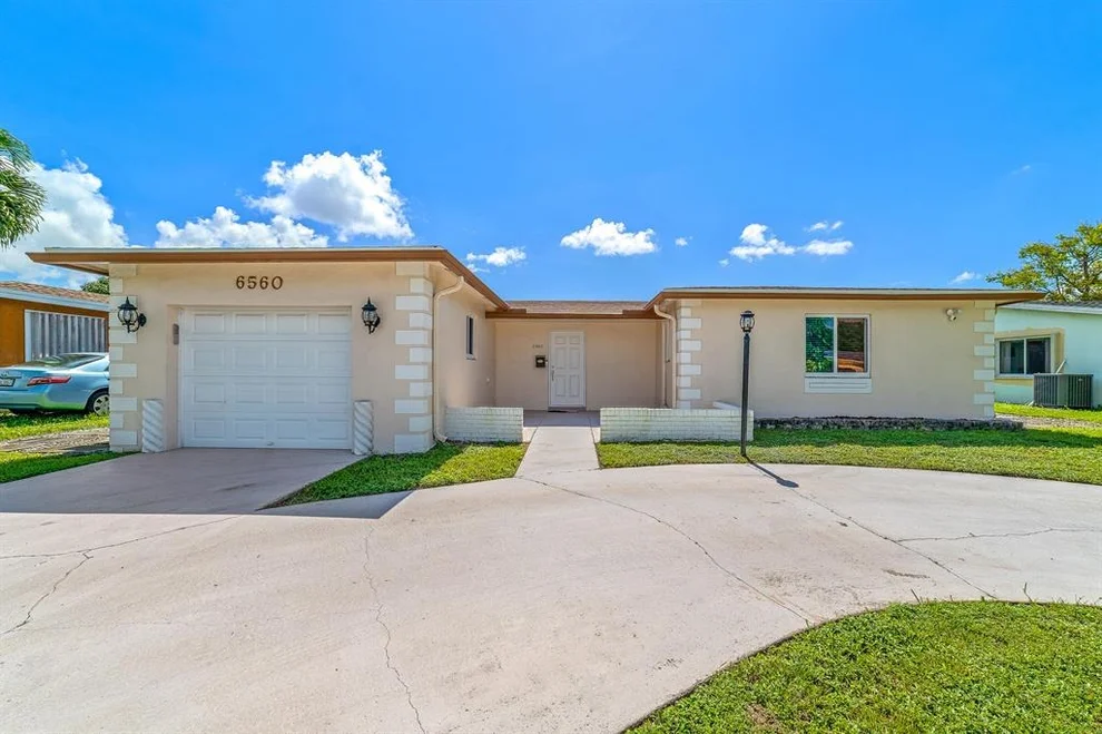 Unit for sale at 6560 SW 9th Place, North Lauderdale, FL 33068